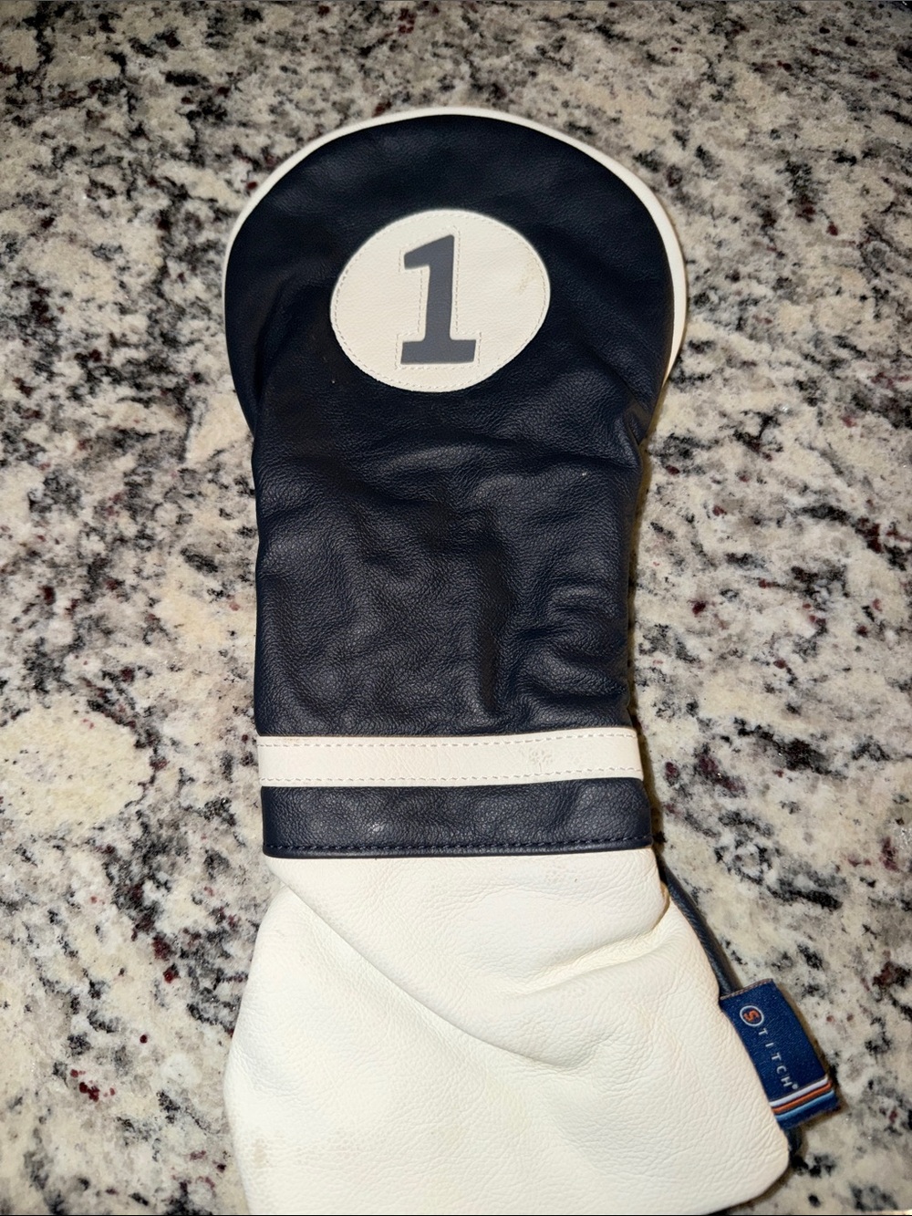 Stitch Racer Leather GOLF head cover